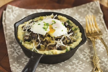 Spinach Polenta with Mushrooms